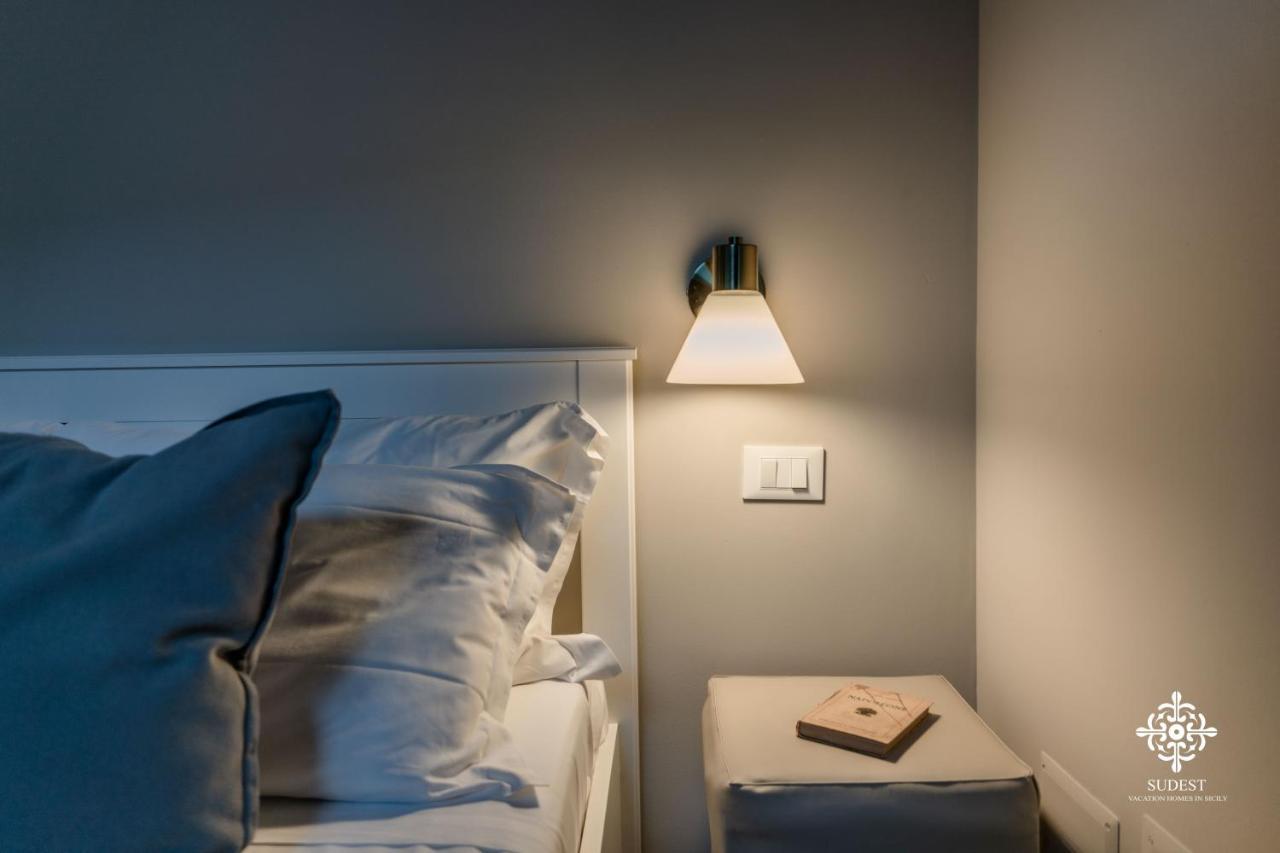 Ortigia Charming Suite Syrakusa Exteriör bild