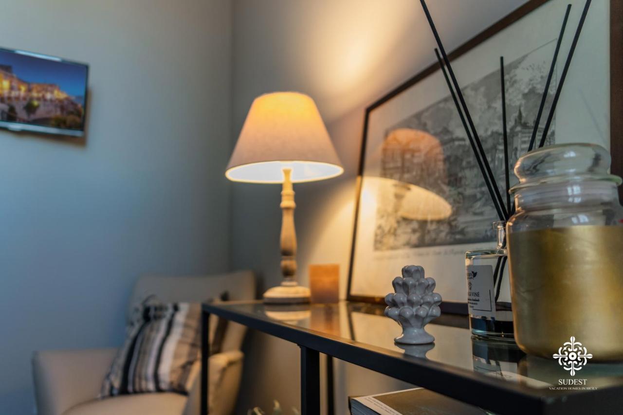 Ortigia Charming Suite Syrakusa Exteriör bild