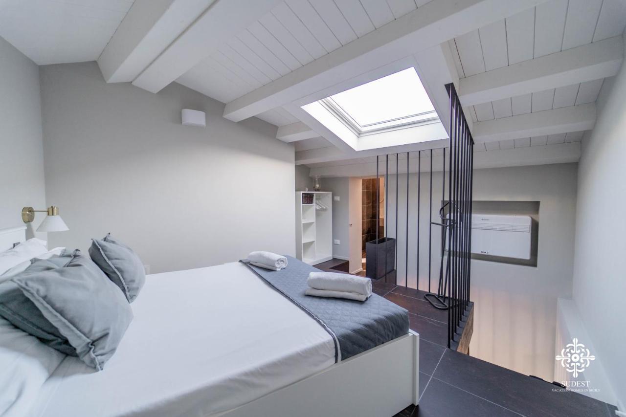 Ortigia Charming Suite Syrakusa Exteriör bild